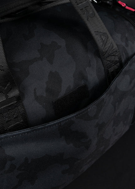 30L Perfect Duffle Bag Black Hearts